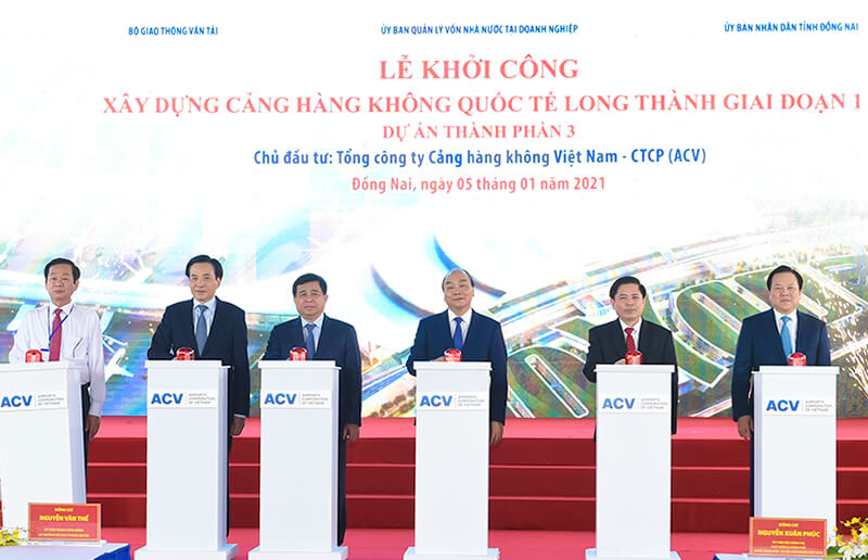 Sân bay Quốc tế Long Thành đã chính thức được khởi công vào tháng 1.2021 và dự kiến được đưa vào hoạt động giai đoạn 1 vào năm 2025